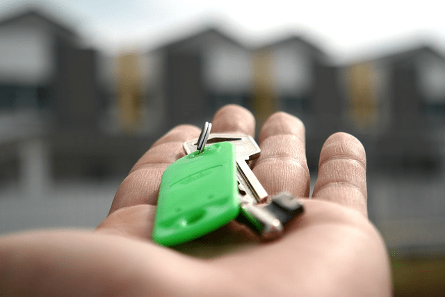 house keys intended for new buyer, FHA mortgage services